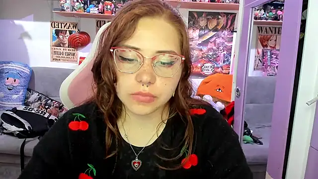 Snapshot of soficammy chatting on May 2026 07:44:02 PM soficammy online show from May 2026 07:44:02 PM
