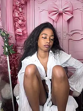 mismialove online show from December 2025 11:54:01 PM