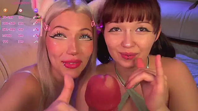 Snapshot of Wildneck chatting on October 2025 06:16:01 PM Wildneck online show from October 2025 06:16:01 PM