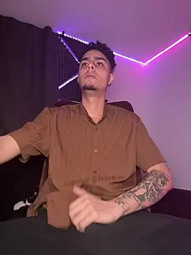 bigryann23 online show from January 2026 02:59:02 AM